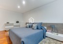 Apartamento T2 | 2 Frentes | 2011 | Varanda | 2 Lug Garagem | Arrumos