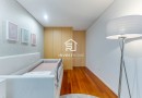 Apartamento T2 | 2 Frentes | 2011 | Varanda | 2 Lug Garagem | Arrumos
