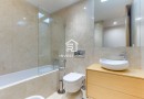 Apartamento T2 | 2 Frentes | 2011 | Varanda | 2 Lug Garagem | Arrumos