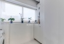 Apartamento T2 | 2 Frentes | 2011 | Varanda | 2 Lug Garagem | Arrumos