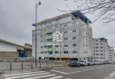 Apartamento T2 | 2 Frentes | 2011 | Varanda | 2 Lug Garagem | Arrumos