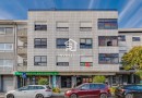 Apartamento T2 | A 350 m da Estação de Metro | Lug. Garagem e Arrumos | Excelente estado conservação