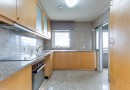 Apartamento T2 | Metro do Lidador | Varanda | Jardins | Lug. Garagem | Arrumos