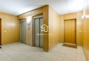 Apartamento T2 | Renovado | Metro | Garagem 2 viaturas | Arrumos