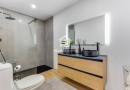 Apartamento T2 | Renovado | Metro | Garagem 2 viaturas | Arrumos