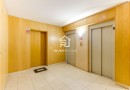 Apartamento T2 | Renovado | Metro | Garagem 2 viaturas | Arrumos