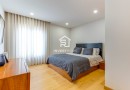 Apartamento T2 | Renovado | Metro | Garagem 2 viaturas | Arrumos