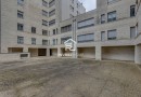 Apartamento T2 | Renovado | Metro | Garagem 2 viaturas | Arrumos