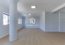 Apartamento T2+1 | Renovado | Boas Áreas | Varanda | 2 Lugares Garagem