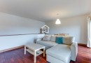 Apartamento T3 | Duplex | Metro a 50m | Equipado e Mobilado | Varandas