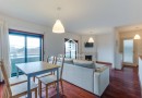 Apartamento T3 | Duplex | Metro a 50m | Equipado e Mobilado | Varandas