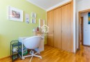 Apartamento T3 | Renovado | Porteiro | Varanda | Lug Garagem | Lordelo do Ouro