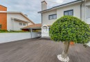 Moradia T3 | Renovada | 3 Frentes | Terraço| Box | Praia Aguda 400m