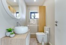 Moradia T3 | Renovada | 3 Frentes | Terraço| Box | Praia Aguda 400m