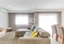 Moradia T3 | Renovada | 3 Frentes | Terraço| Box | Praia Aguda 400m