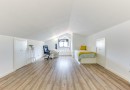 Moradia T3 | Renovada | 3 Frentes | Terraço| Box | Praia Aguda 400m