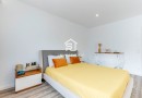 Moradia T3 | Renovada | 3 Frentes | Terraço| Box | Praia Aguda 400m