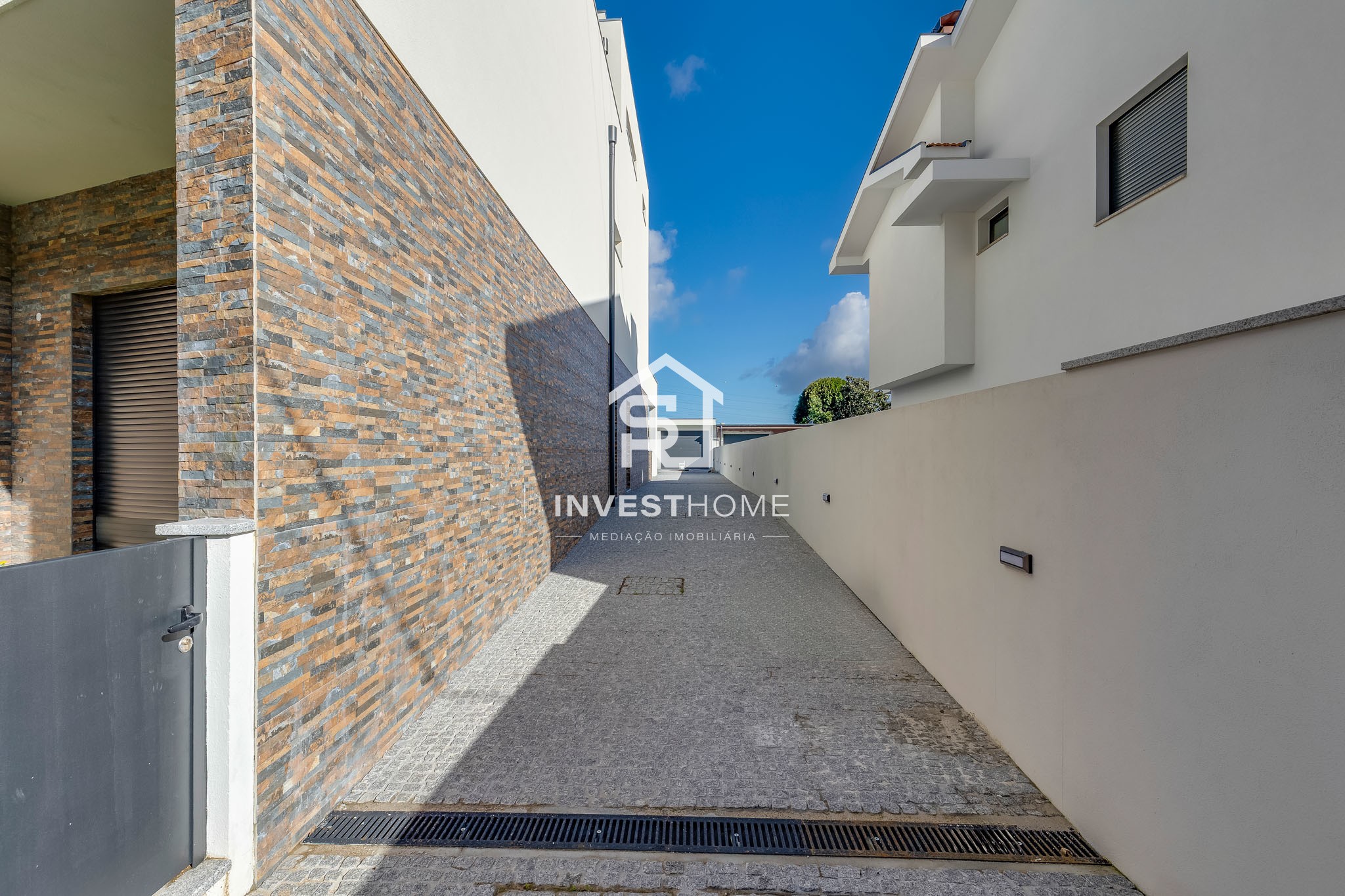 Andar Moradia T3 duplex | 3 Frentes|1º Piso | Rooftop| Box 