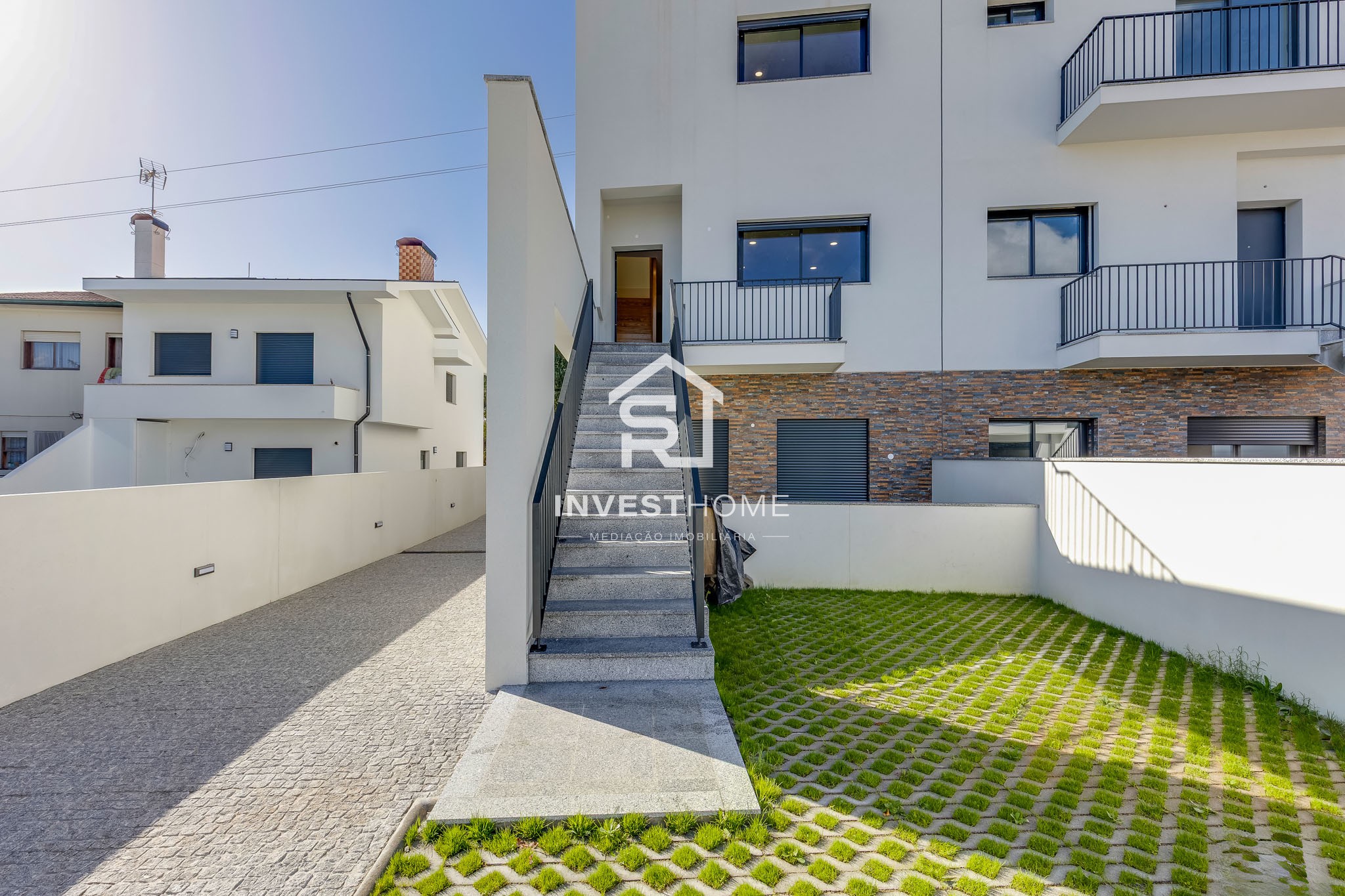 Andar Moradia T3 duplex | 3 Frentes|1º Piso | Rooftop| Box 