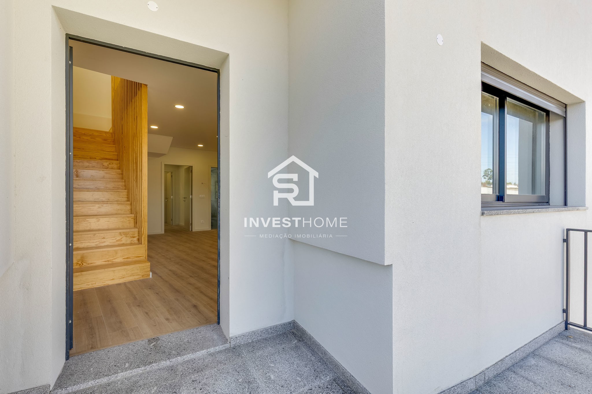 Andar Moradia T3 duplex | 3 Frentes|1º Piso | Rooftop| Box 