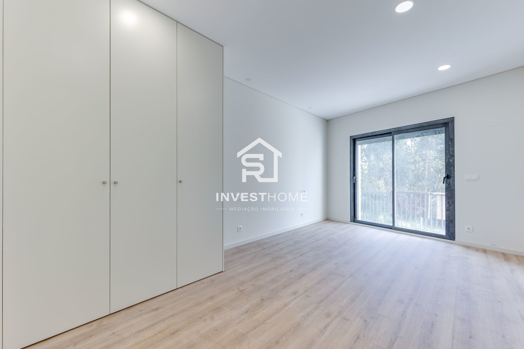 Andar Moradia T3 duplex | 3 Frentes|1º Piso | Rooftop| Box 