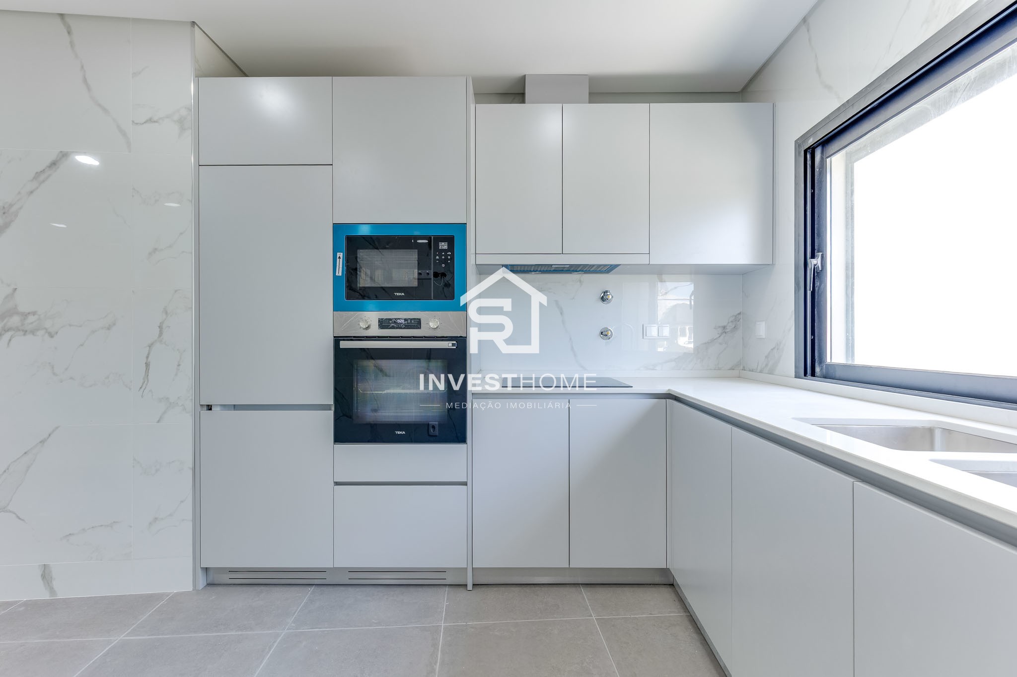 Andar Moradia T3 duplex | 3 Frentes|1º Piso | Rooftop| Box 