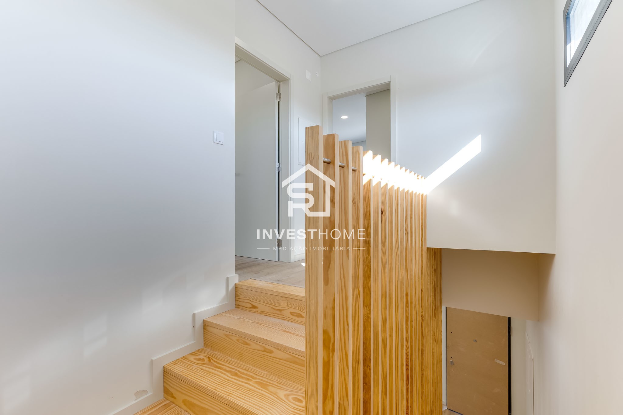 Andar Moradia T3 duplex | 3 Frentes|1º Piso | Rooftop| Box 