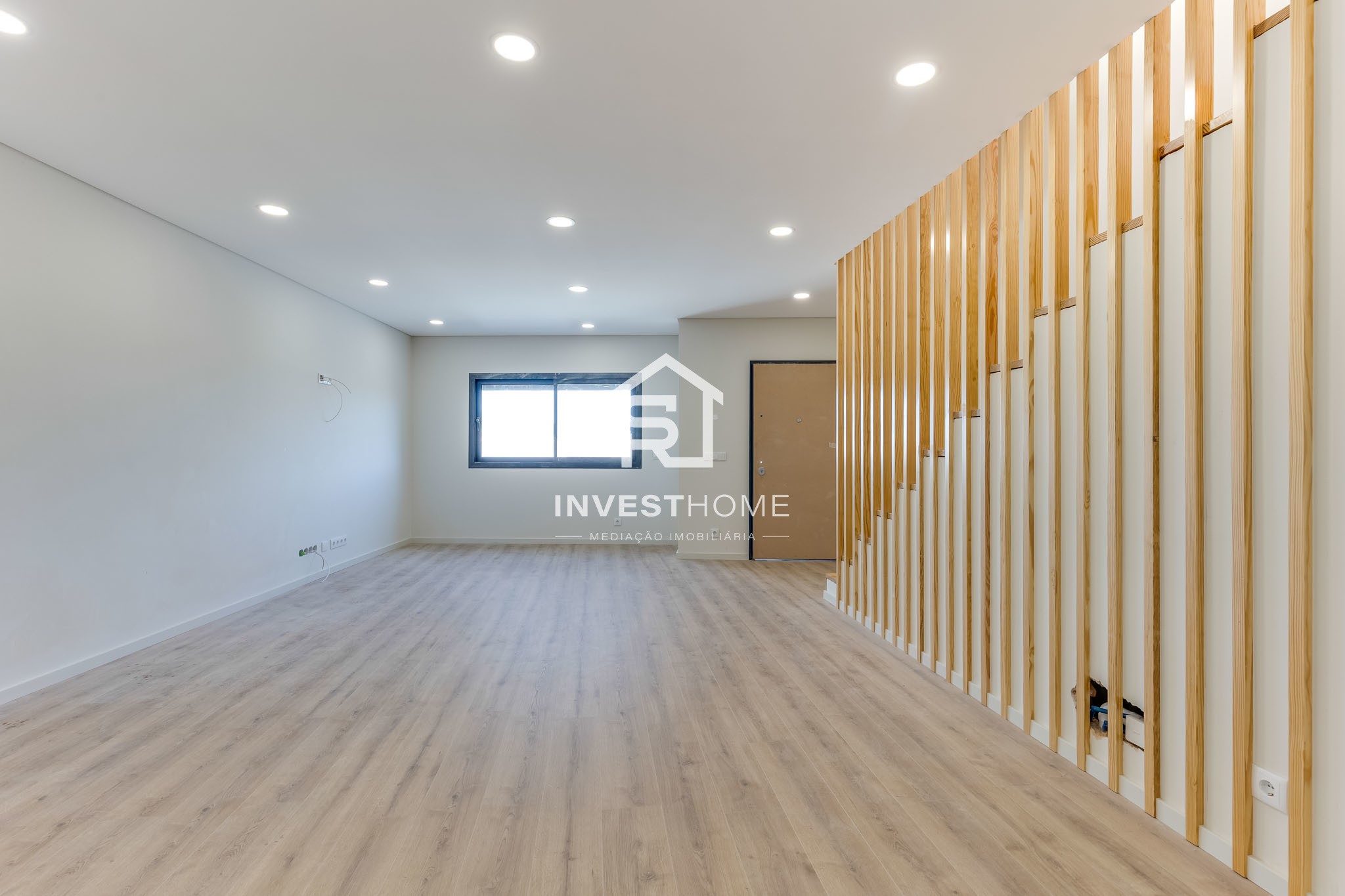 Andar Moradia T3 duplex | 3 Frentes|1º Piso | Rooftop| Box 