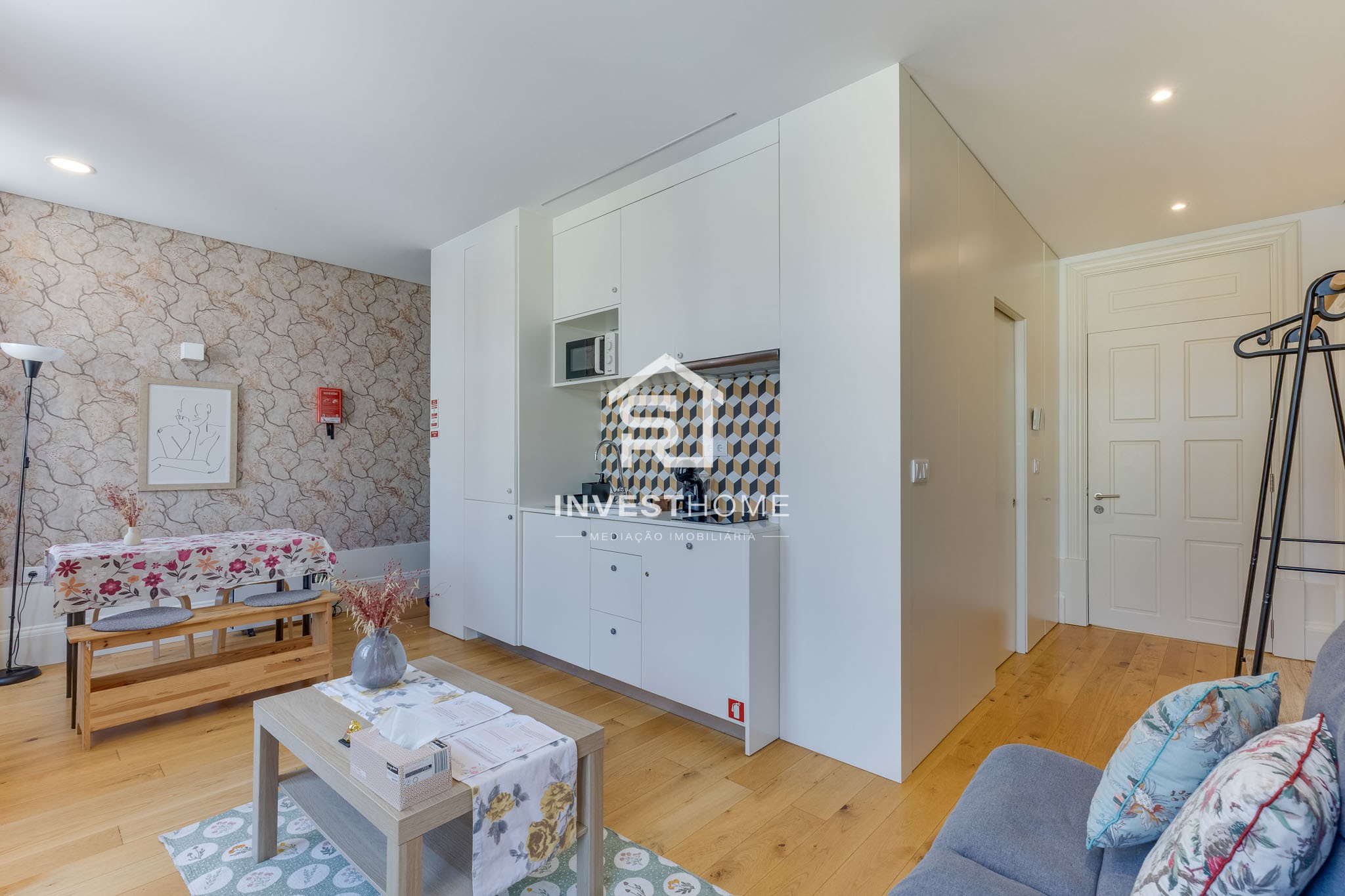 Apartamento T1 | Mobilado e Equipado | Terraço | Último Piso