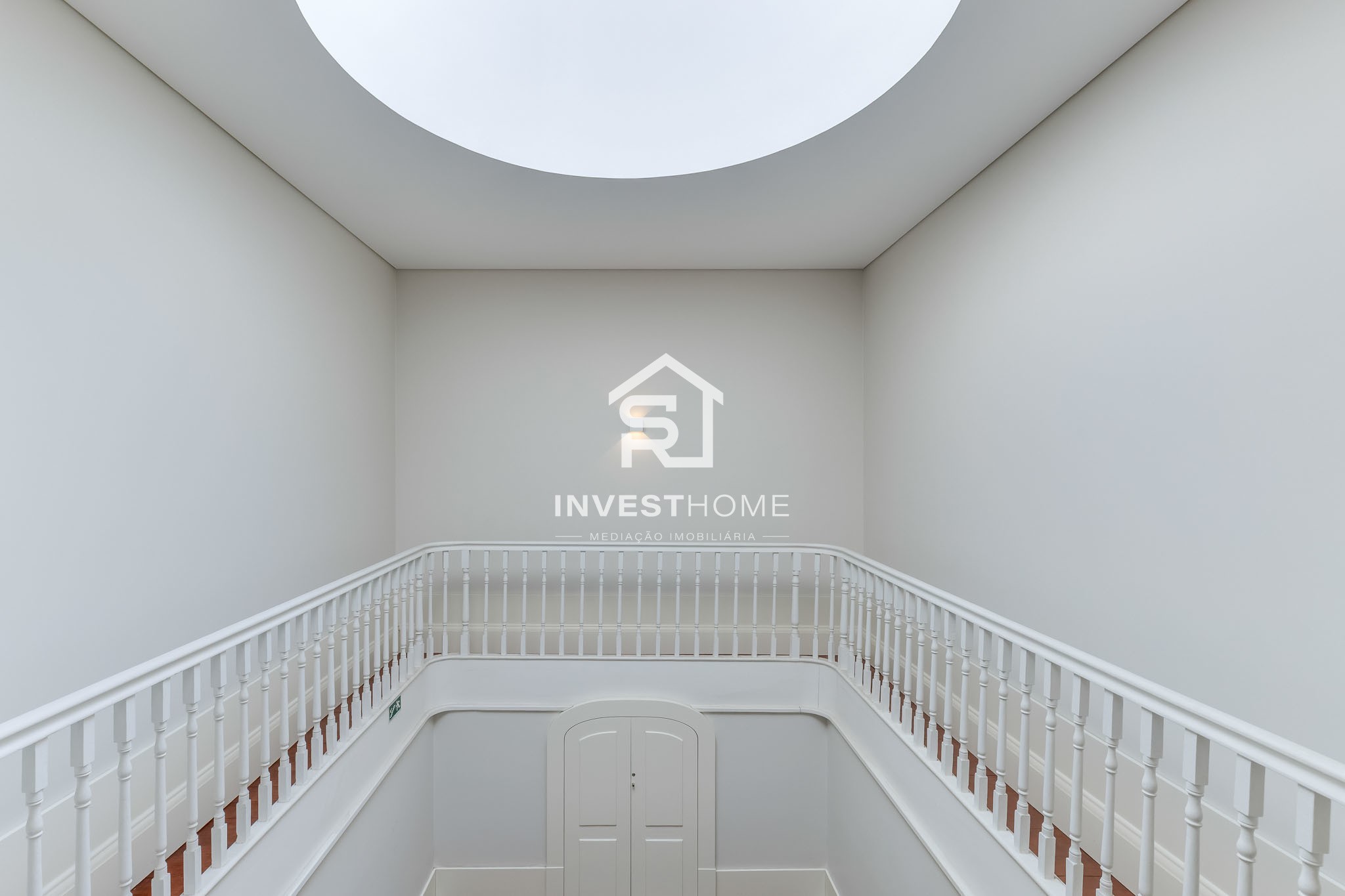 Apartamento T1 | Mobilado e Equipado | Terraço | Último Piso
