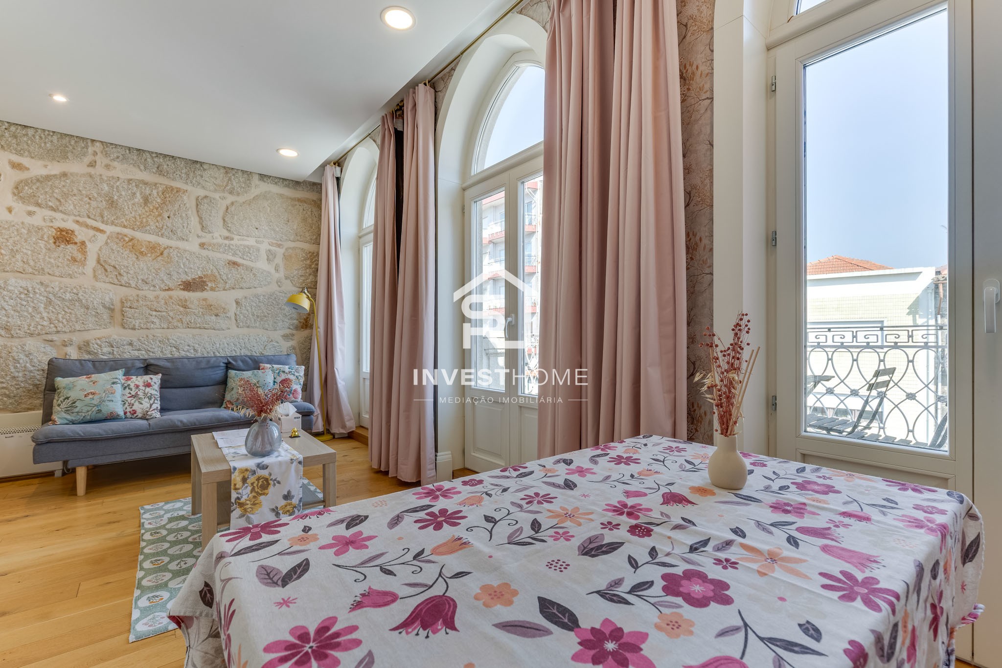 Apartamento T1 | Mobilado e Equipado | Terraço | Último Piso