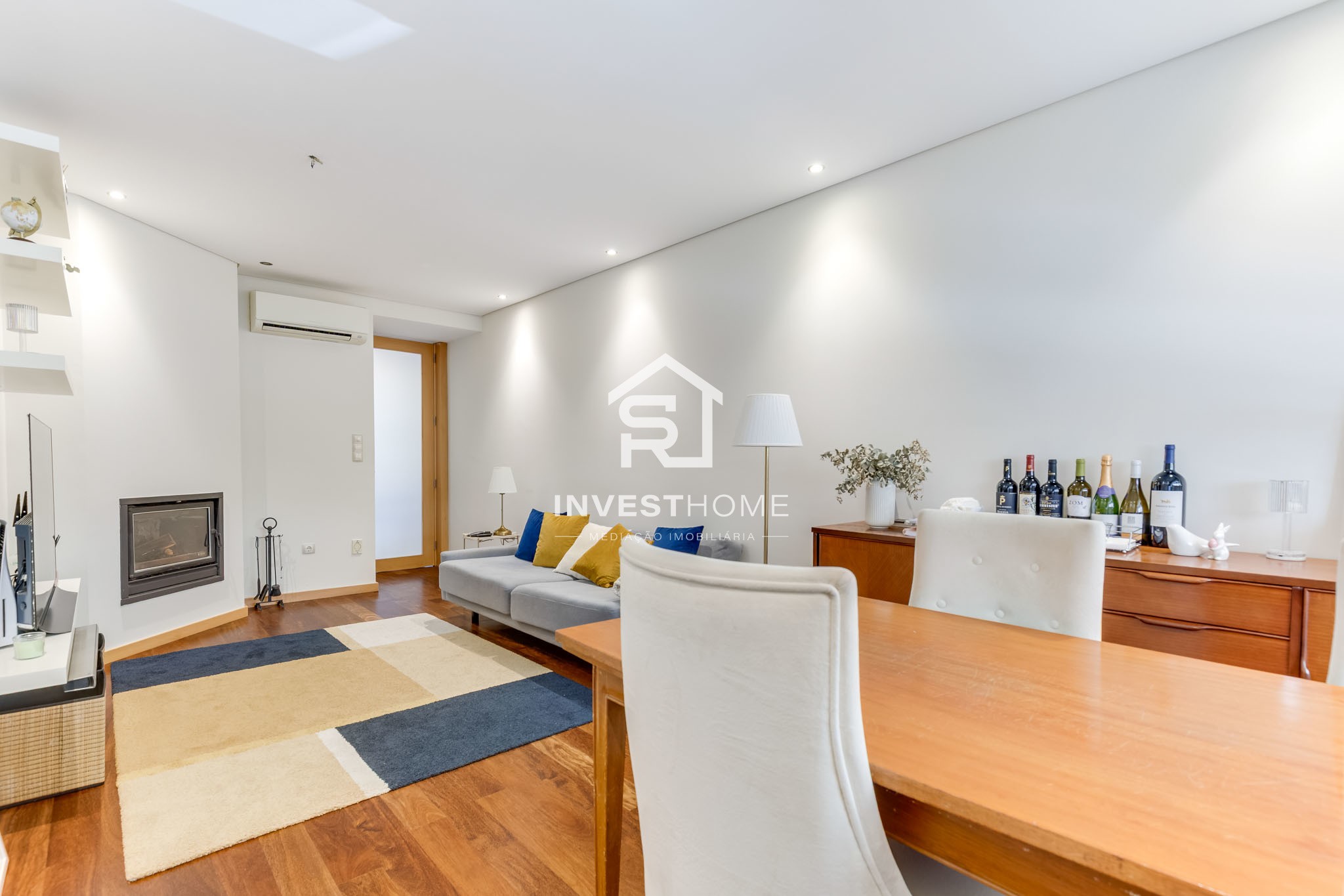 Apartamento T1 | Mobilado e Equipado | Terraço | Lugar garagem