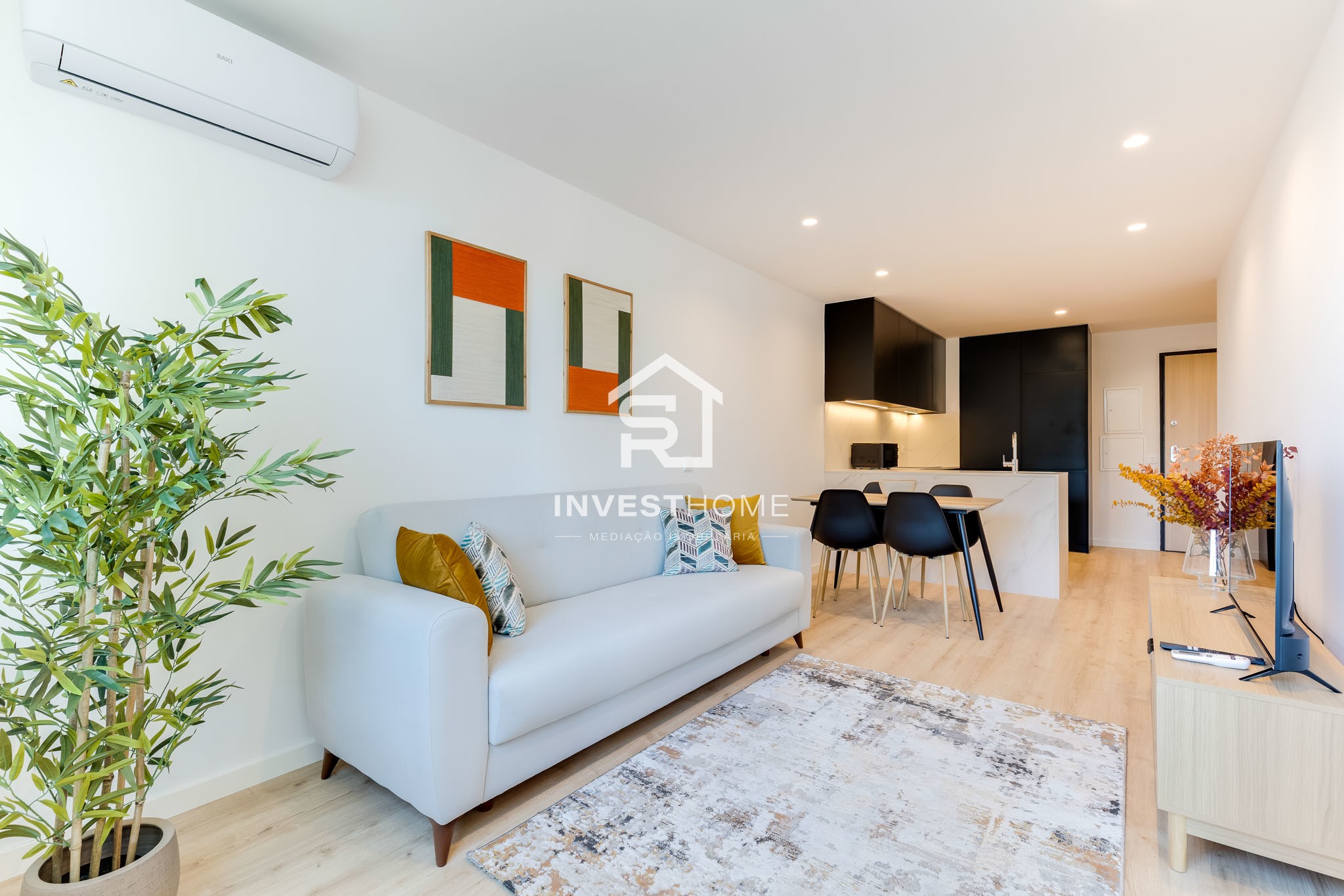 Apartamento T1 | Novo a estrear | Mobilado e Equipado | Lug Garagem