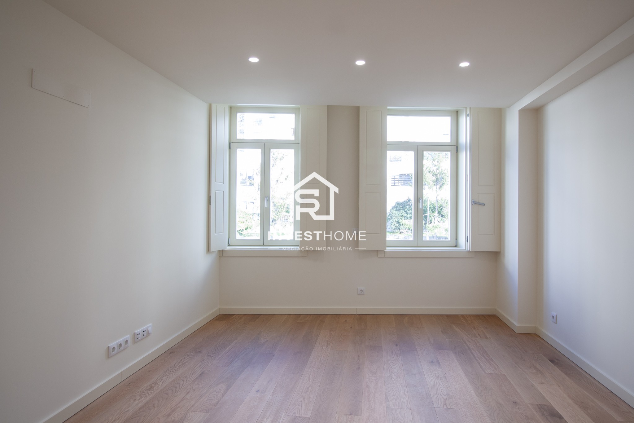Apartamento T1 | Novo | Nascente | Metro Casa da Música | Boavista 