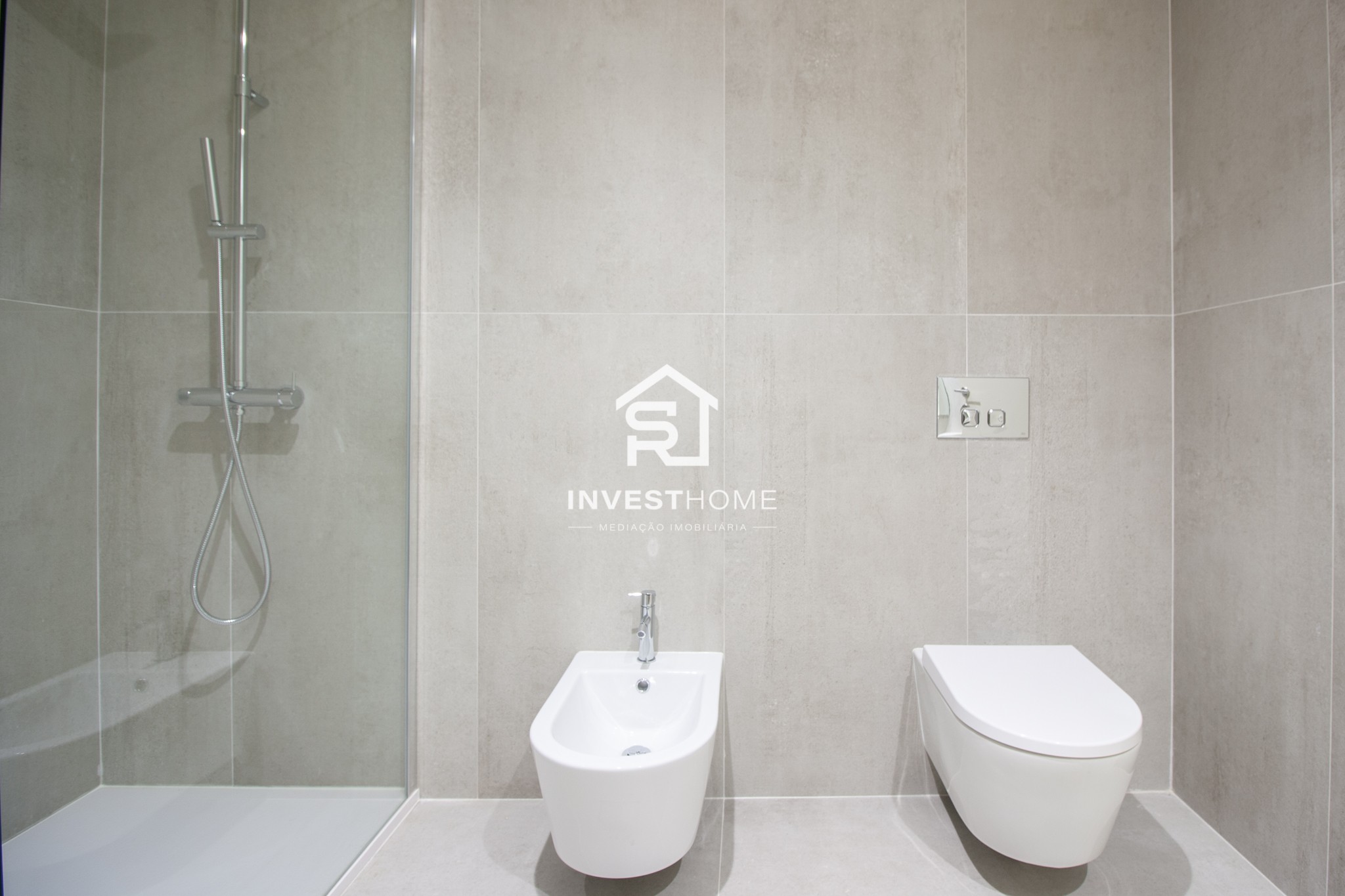Apartamento T1 | Novo | Nascente | Metro Casa da Música | Boavista 
