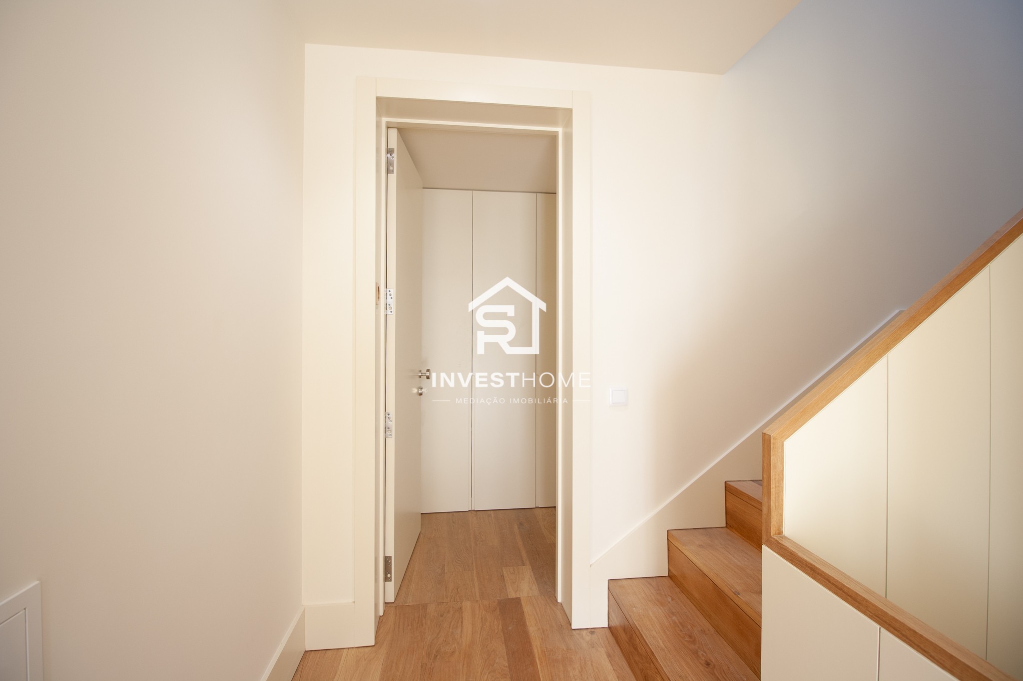 Apartamento T1 | Novo | Nascente | Metro Casa da Música | Boavista 