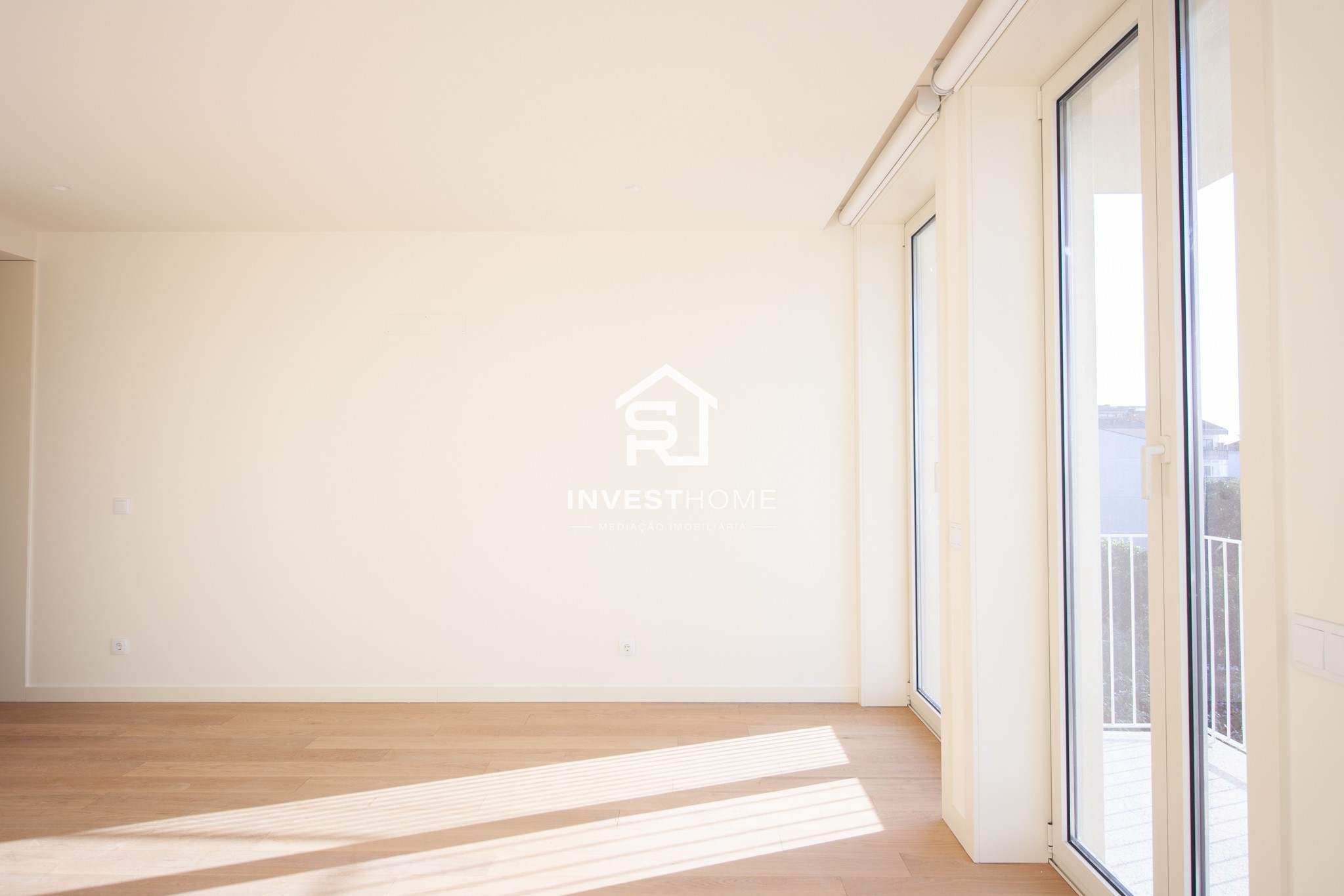 Apartamento T1 | Novo | Varanda | Poente | Metro Casa da Música | Boavista 