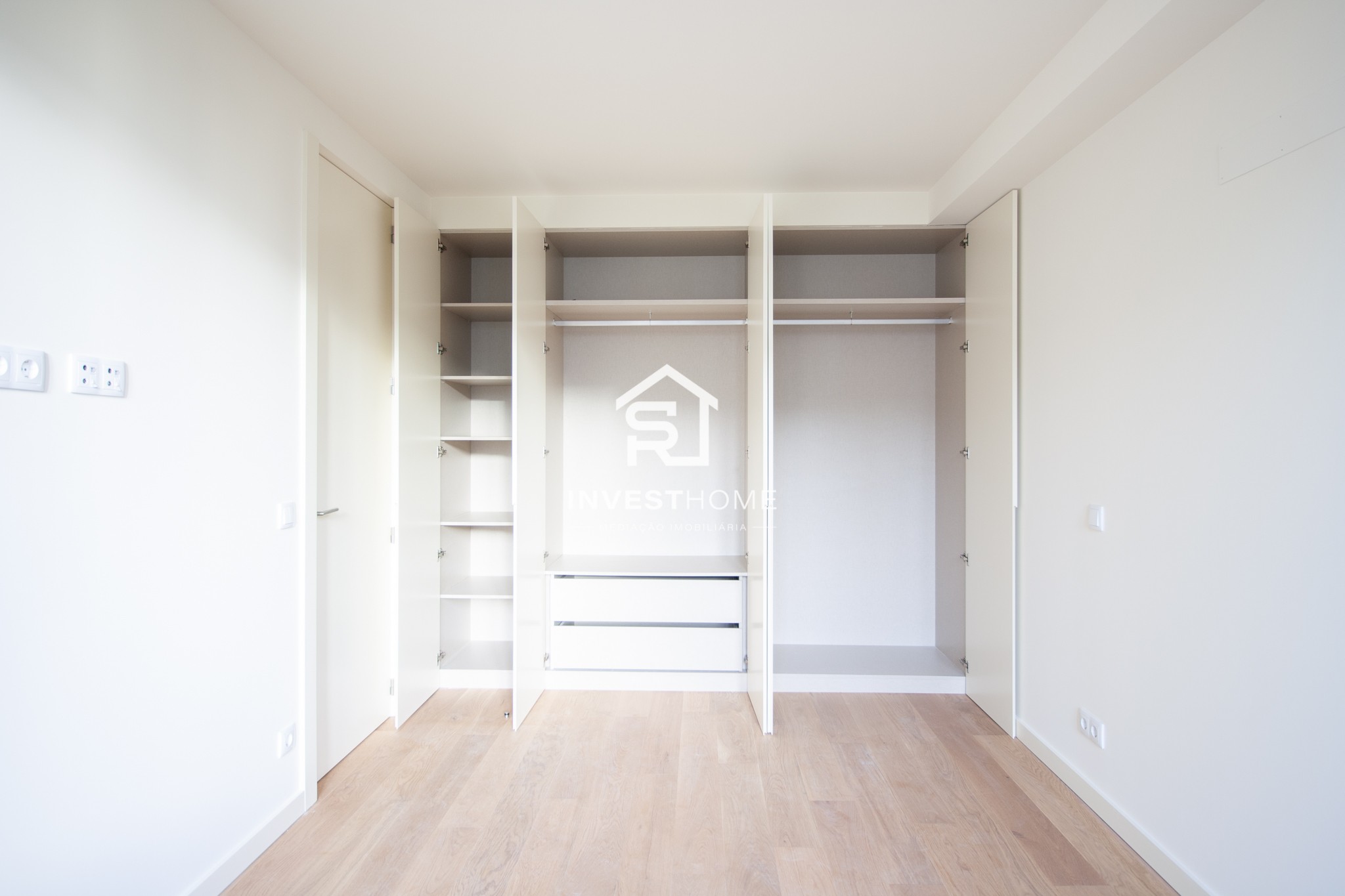 Apartamento T1 | Novo | Varanda | Poente | Metro Casa da Música | Boavista 