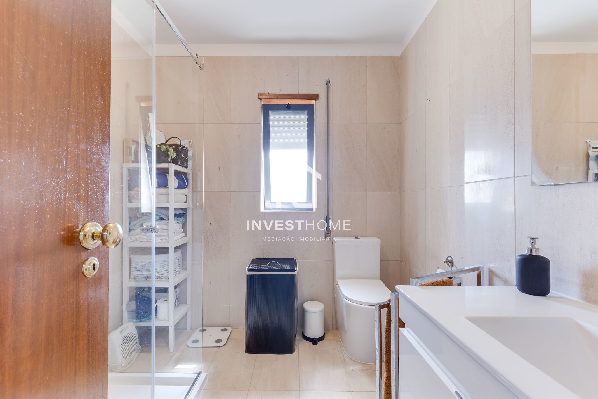Apartamento T2 | Boas áreas | Varanda | 2 Lugares Garagem