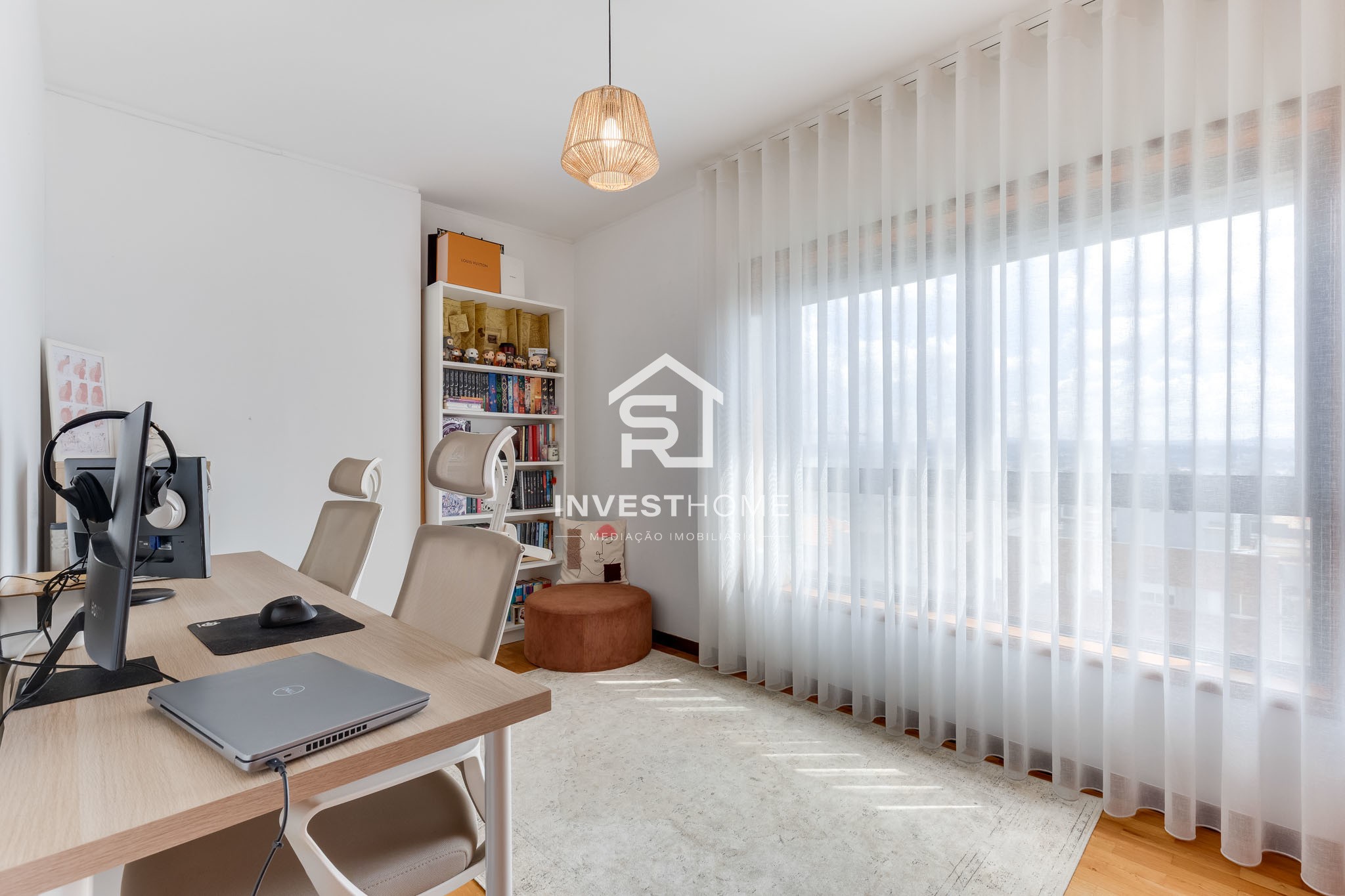 Apartamento T2 | Boas áreas | Varanda | 2 Lugares Garagem