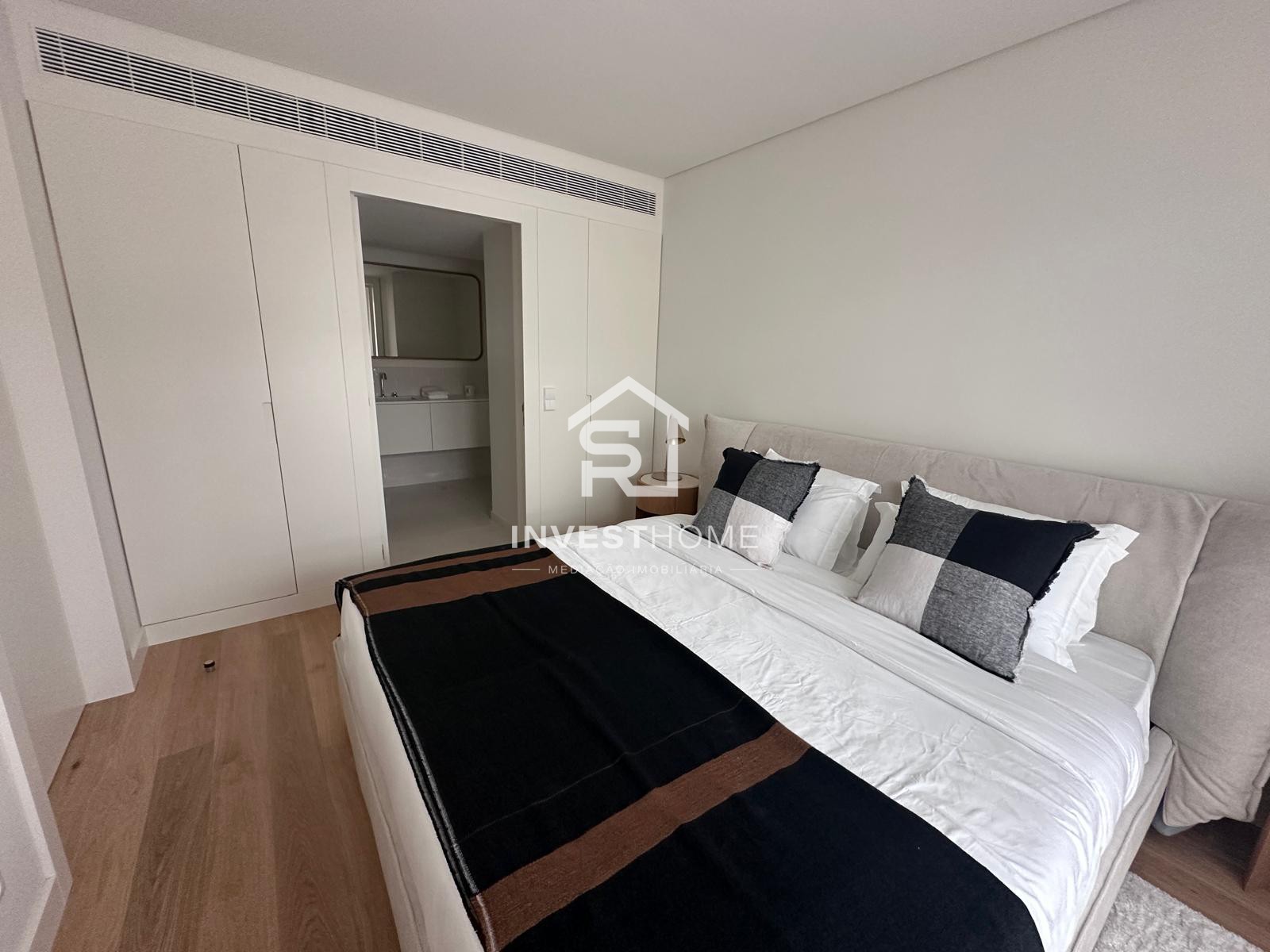 Apartamento T2 | Construção 2027 | Varanda | 2 Lugares de garagem