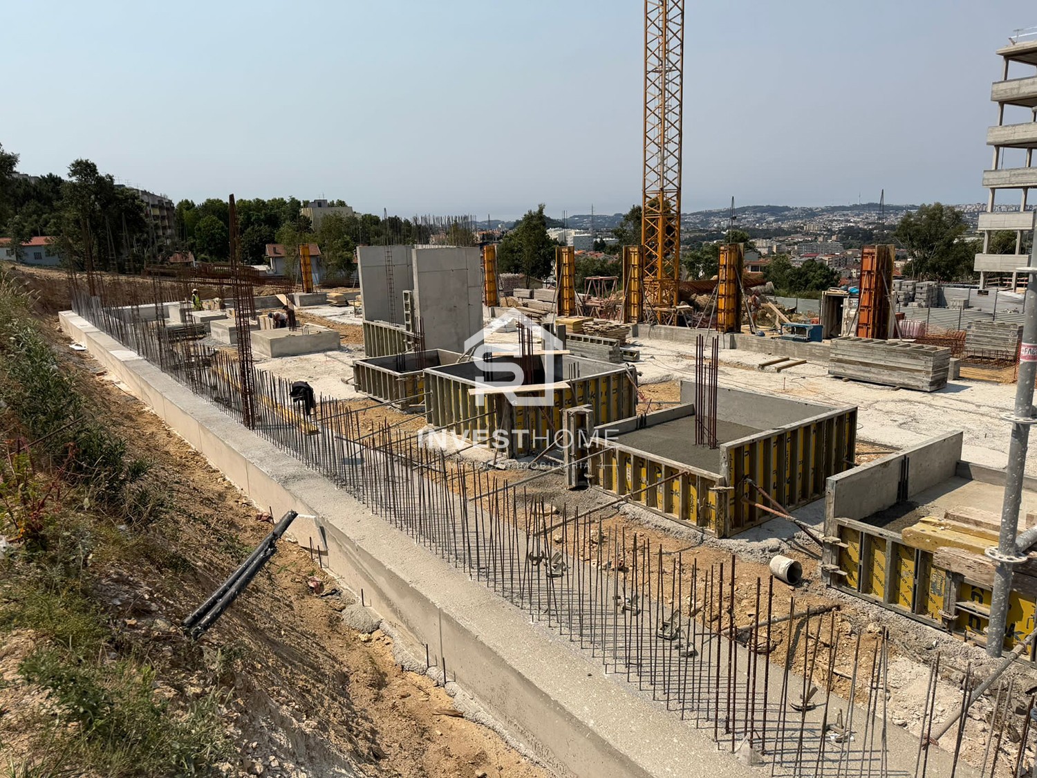 Apartamento T2 | Em construção | Varanda | Lug Garagem