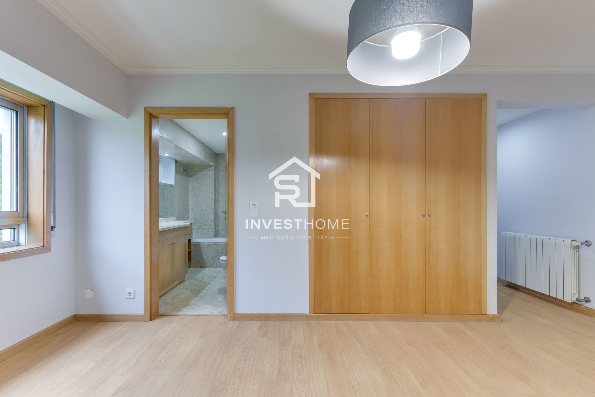 Apartamento T2 | Metro do Lidador | Varanda | Jardins | Lug. Garagem | Arrumos