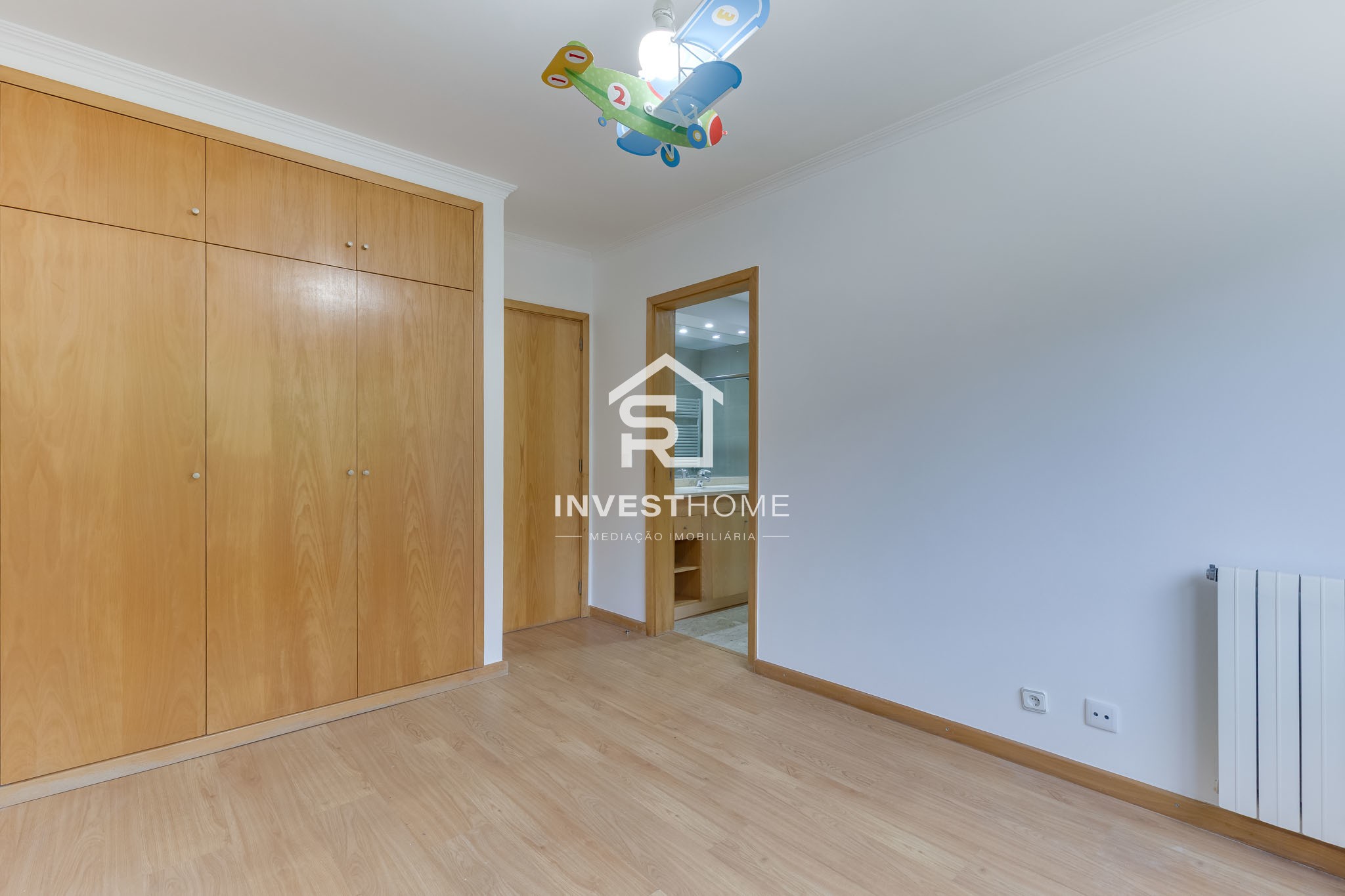 Apartamento T2 | Metro do Lidador | Varanda | Jardins | Lug. Garagem | Arrumos