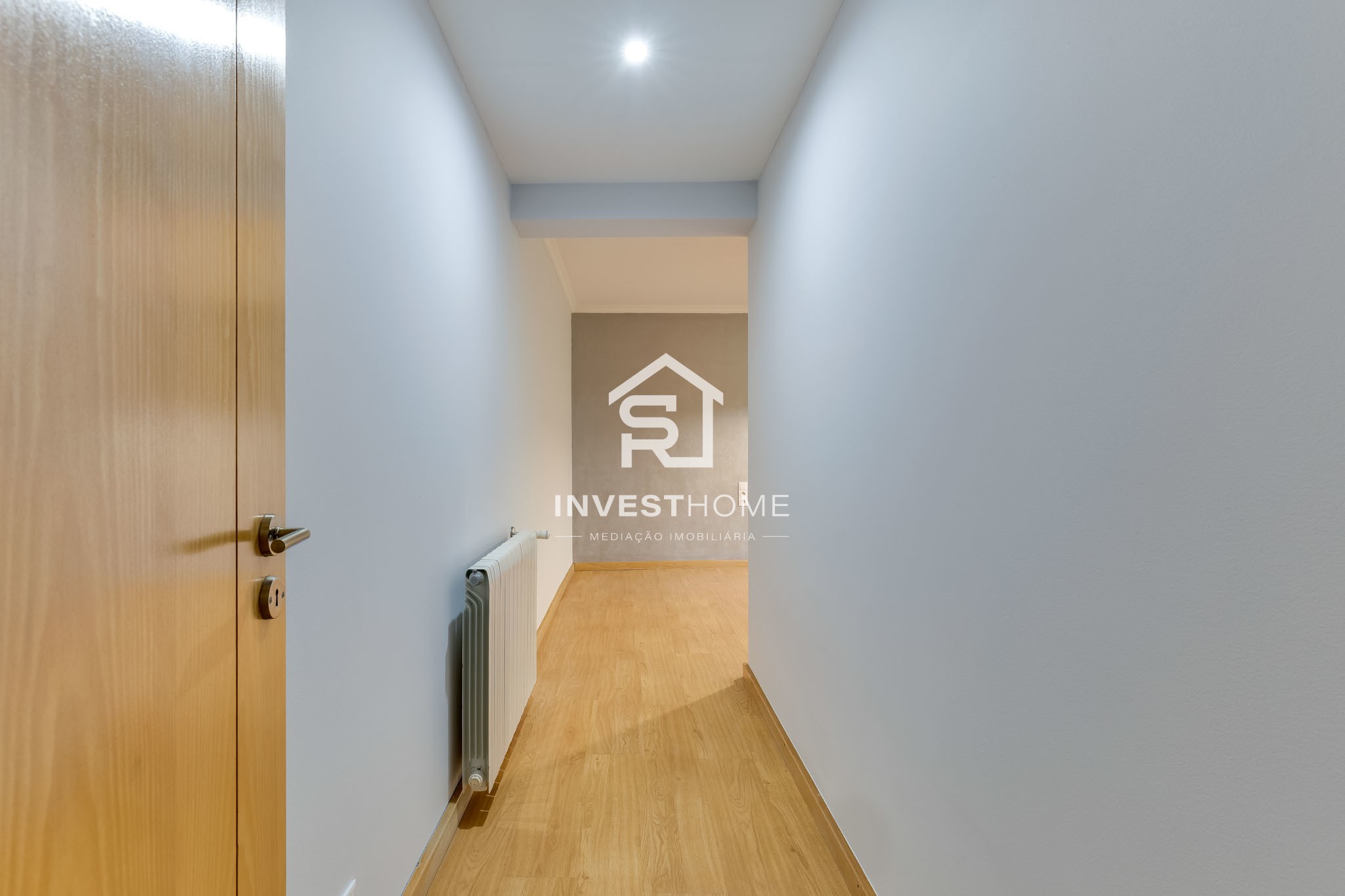 Apartamento T2 | Metro do Lidador | Varanda | Jardins | Lug. Garagem | Arrumos