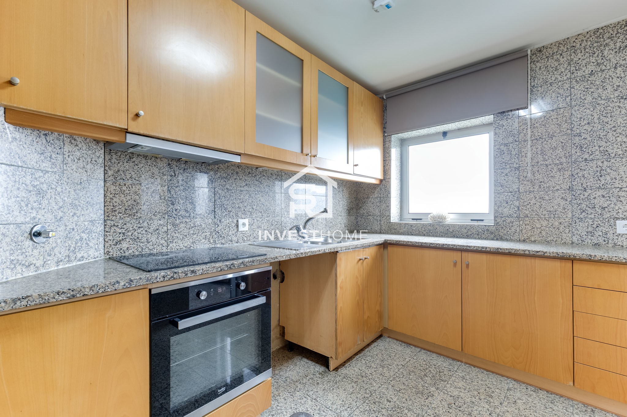 Apartamento T2 | Metro do Lidador | Varanda | Jardins | Lug. Garagem | Arrumos