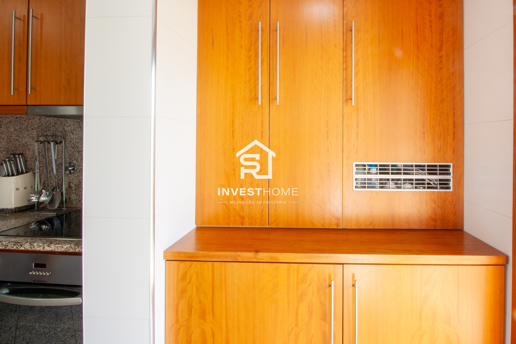 Apartamento T2 | Mobilado e Equipado | Varandas | Lugar de Garagem | Arrumos | Matosinhos