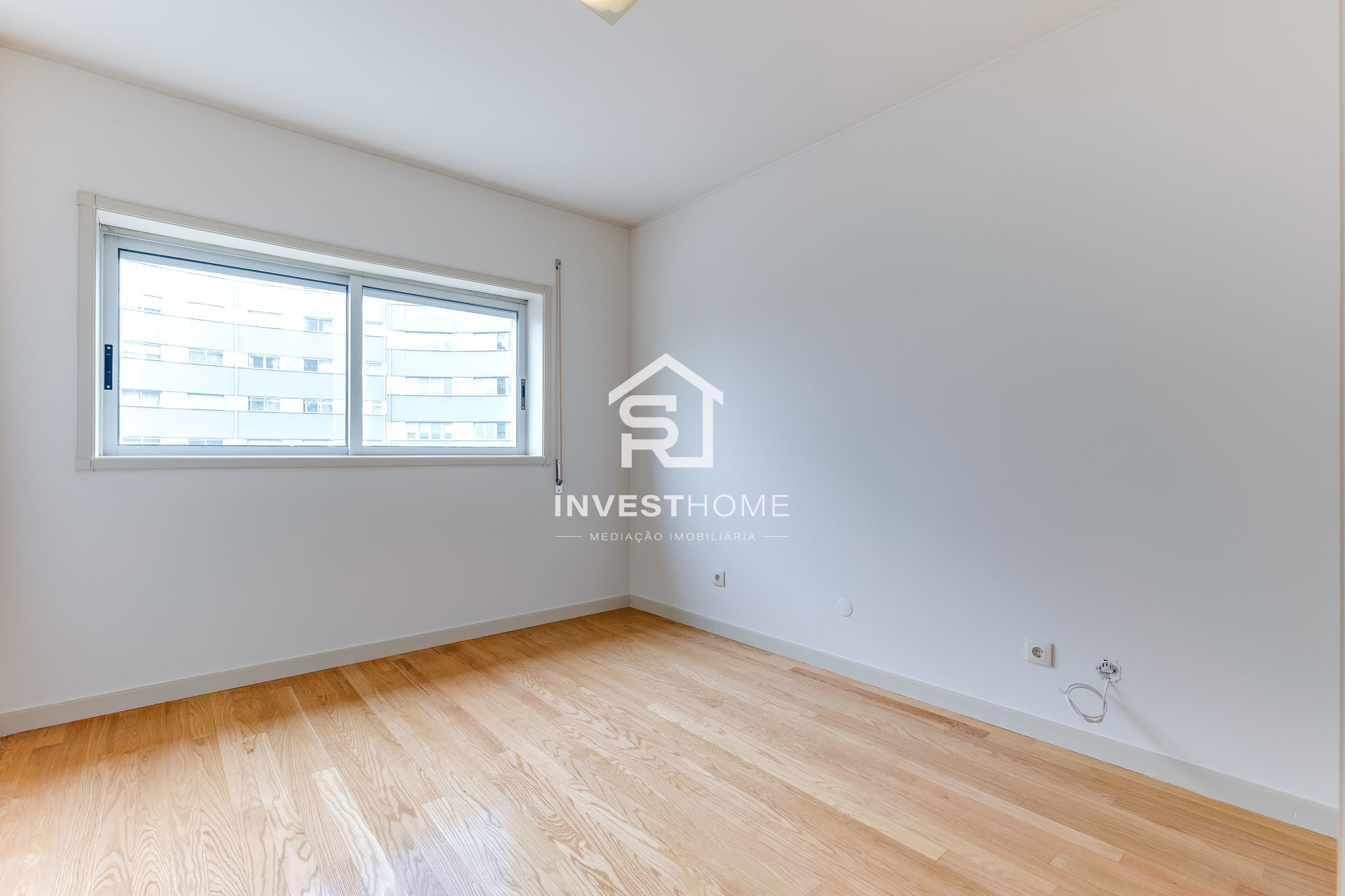 Apartamento T2 | Renovado | Centro da Maia | Lug Garagem