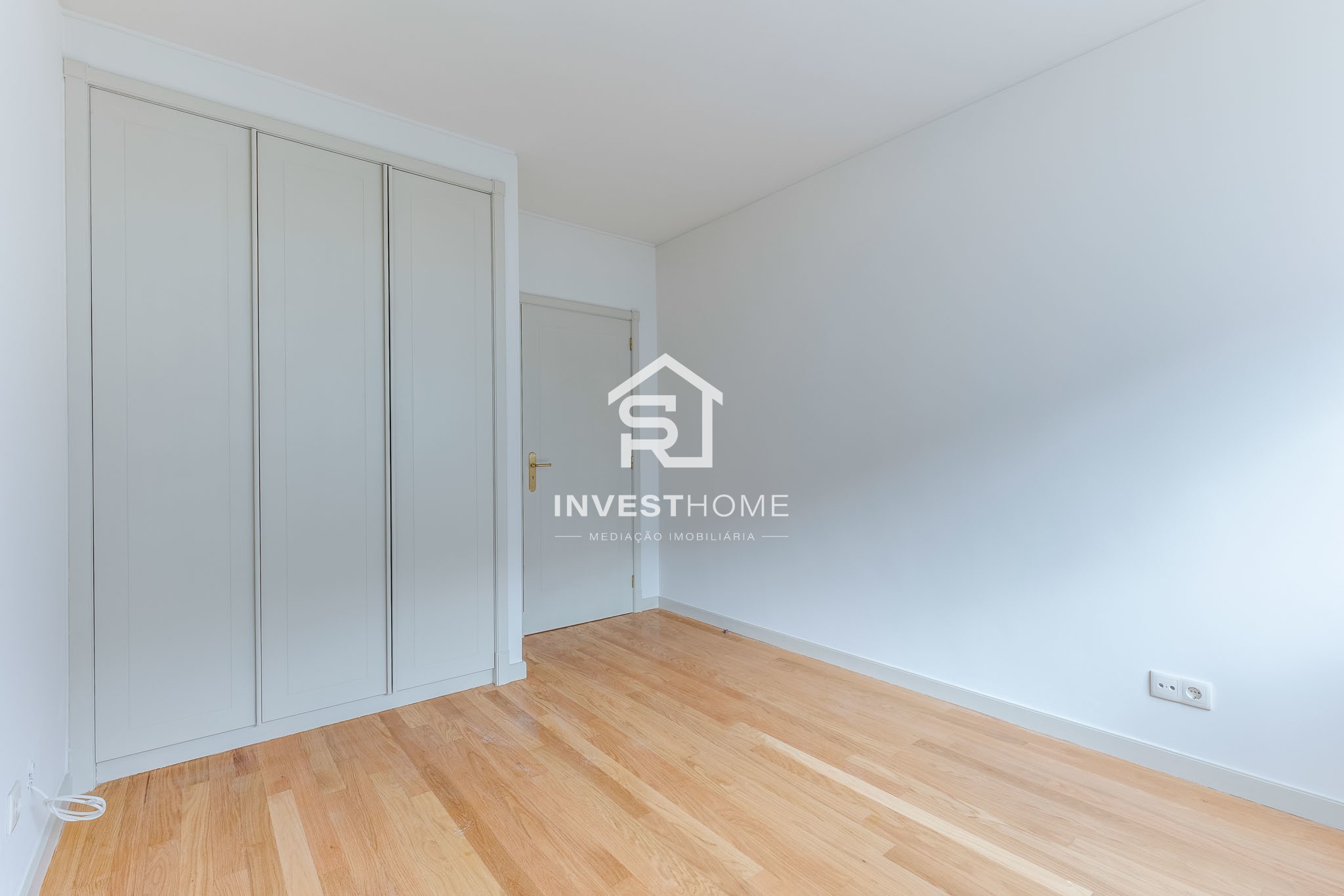 Apartamento T2 | Renovado | Centro da Maia | Lug Garagem