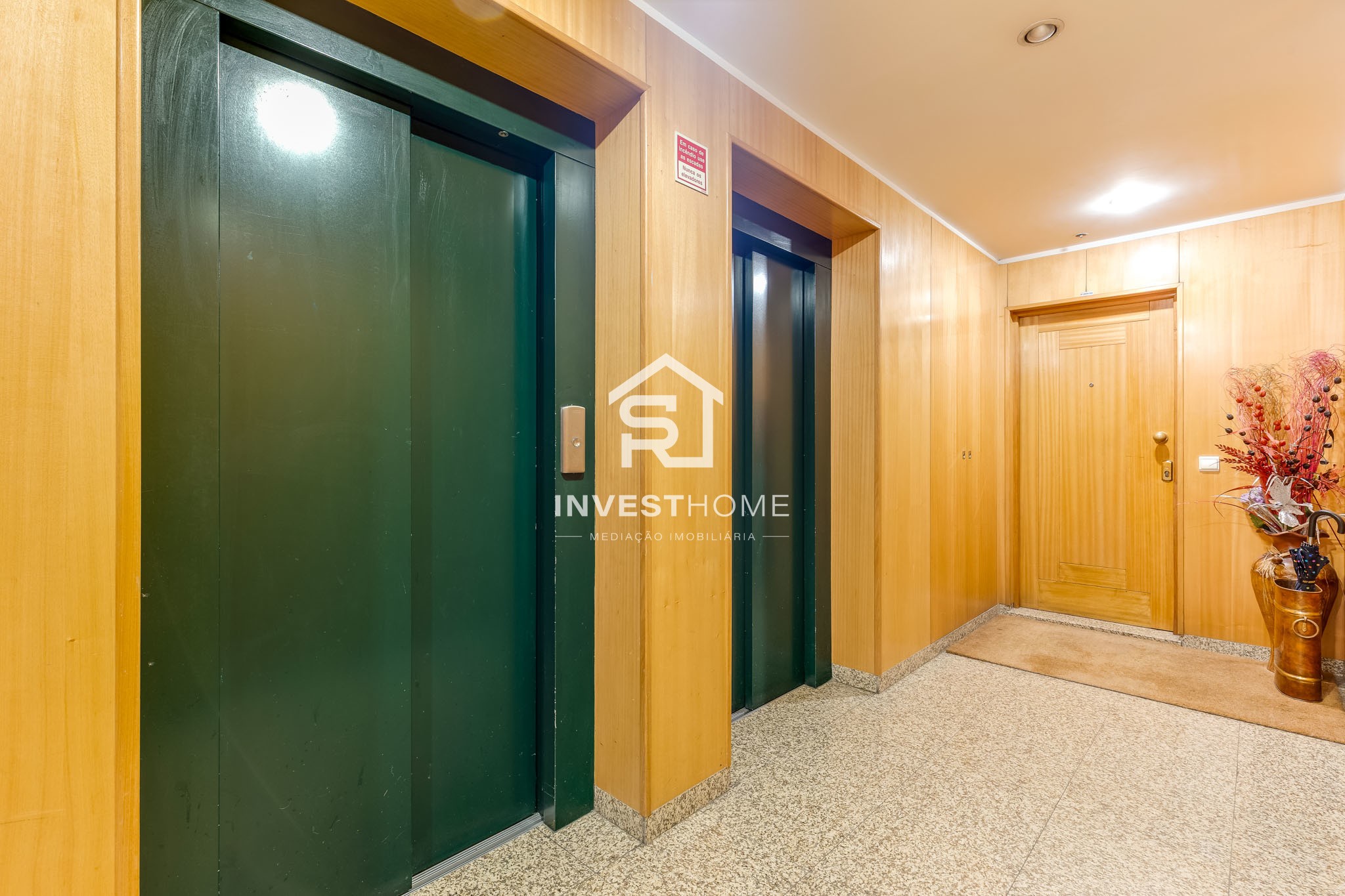 Apartamento T2+1 | Mobilado e Equipado | Box | Varandas